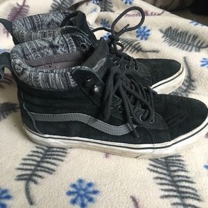 Women’s Vans hightop sneakers